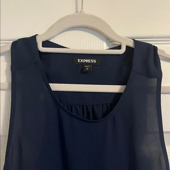 High-Low Hem Racerback Tank - Picture 2 of 4